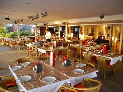 Smartline Lion Hotel